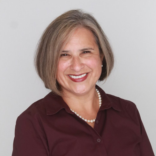 Photo of Patricia Aguirre-Busch